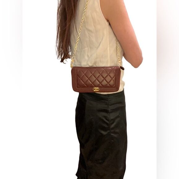 Chanel Brown Quilted Wallet with Gold Accents - Picture 1 of 15